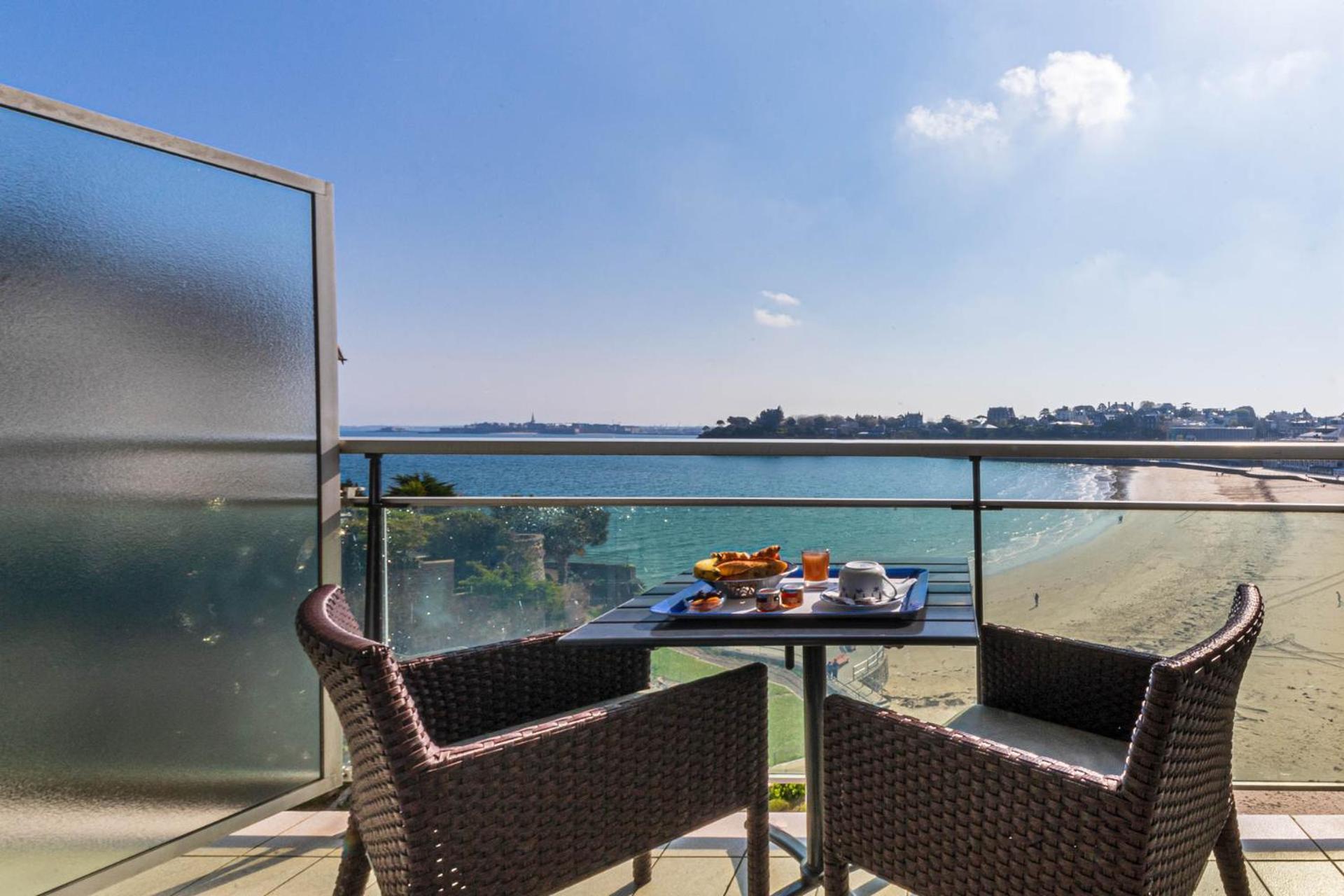 Le Crystal Dinard Plage מראה חיצוני תמונה
