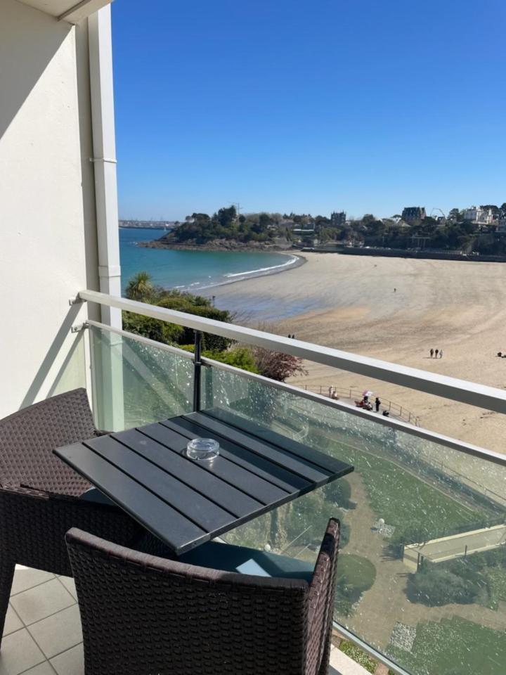 Le Crystal Dinard Plage מראה חיצוני תמונה